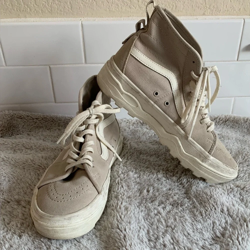 VANS Beige Sentry Sk8-Hi WC High Top Unisex Lugged Soles Sneakers 6.5M 8W - Picture 2 of 9